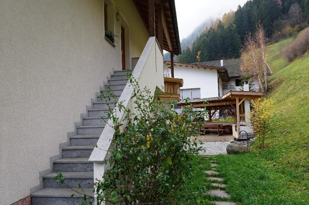 Pretzerhof Villa Кампо ди Тренс Екстериор снимка